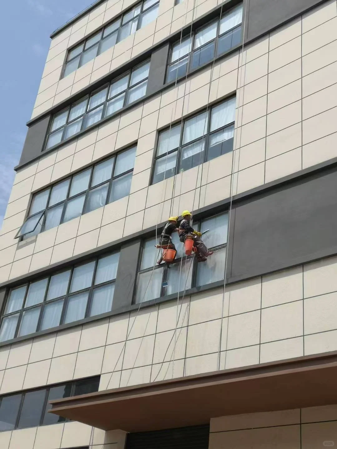广州工业园高空玻璃清洗实力推荐