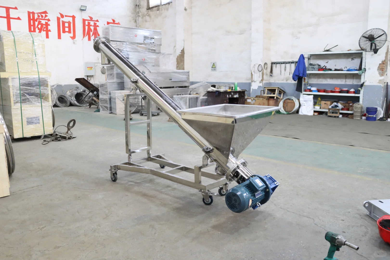 全系列提升输送设备，灵活适配多样物料需求