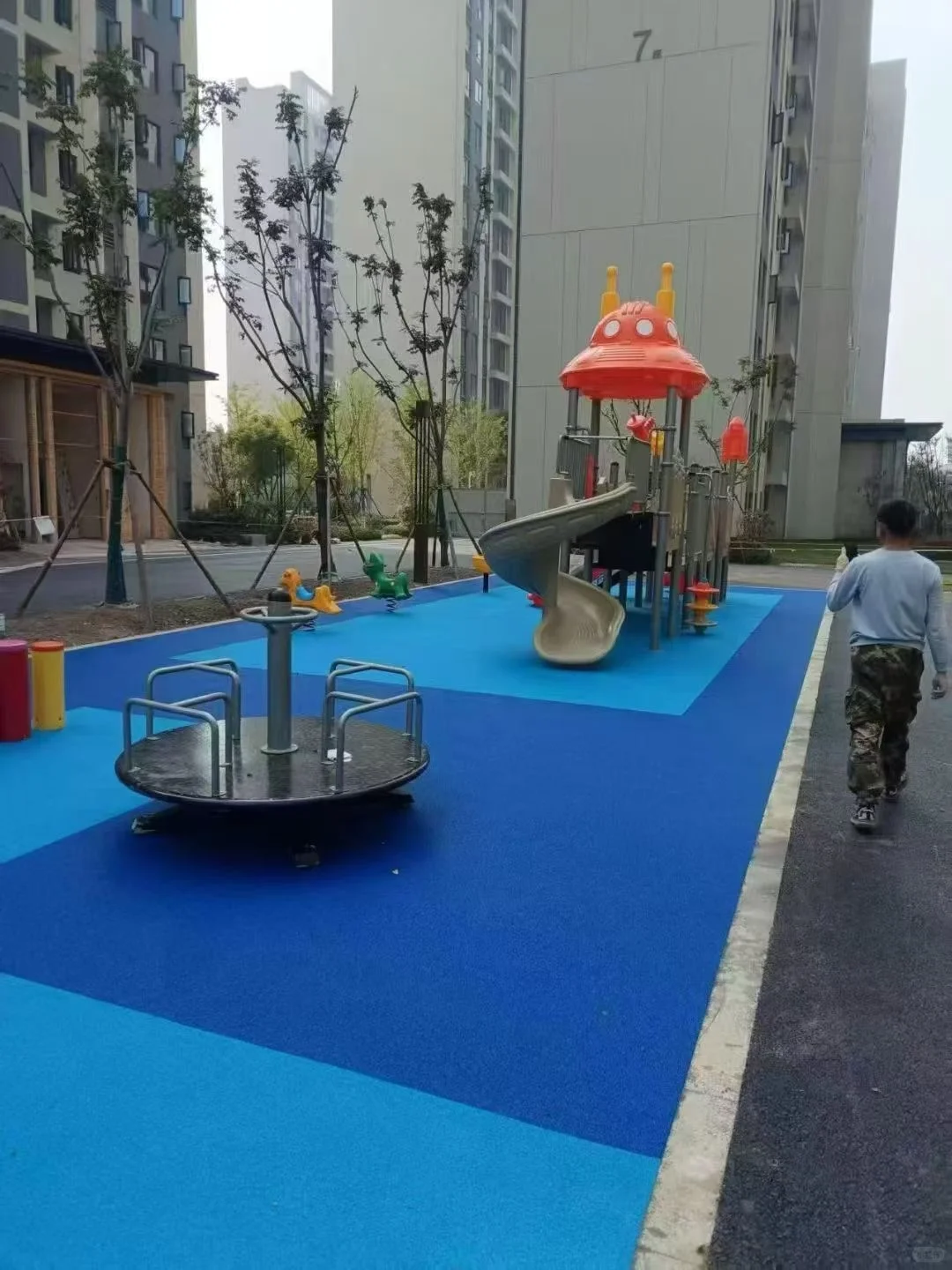 EPDM 耐老化、耐臭氧、耐高温、良好的电绝缘性