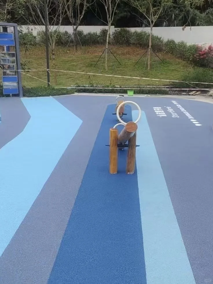 蓝色系列EPDM地面系统：科学与美观的完美结