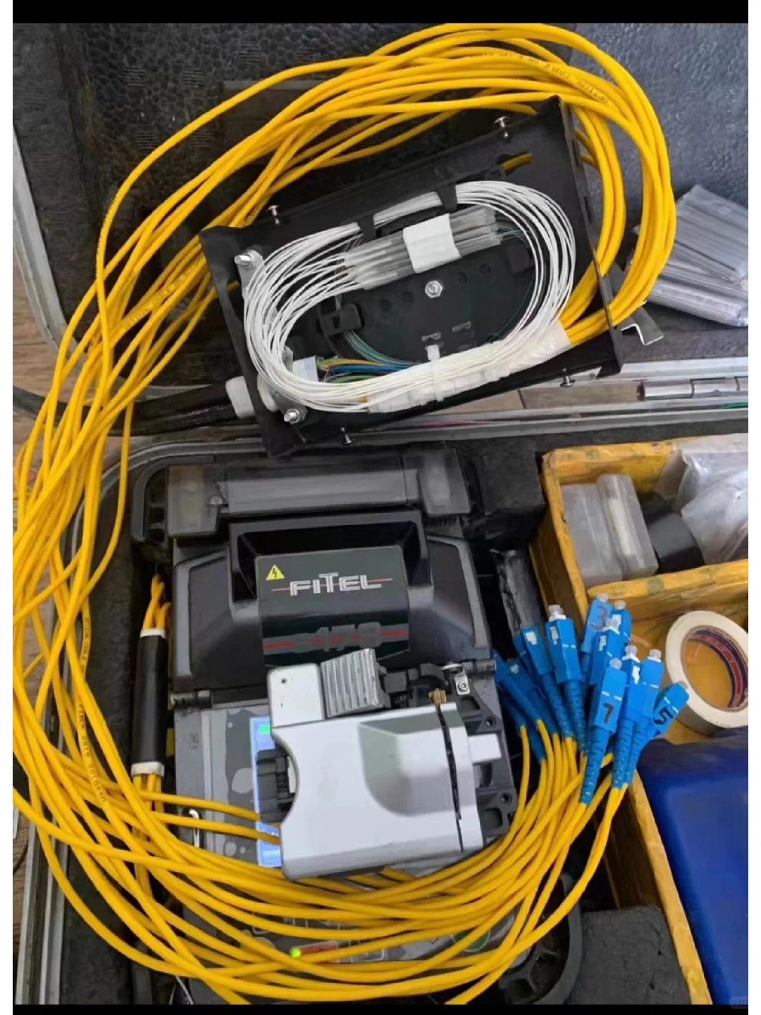 本公司主要经营：监控安防、综合布线