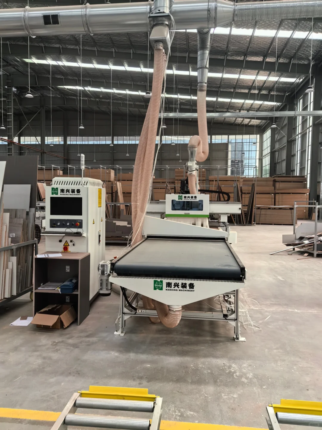 全屋定制工厂:品质工艺背后的技术与匠心