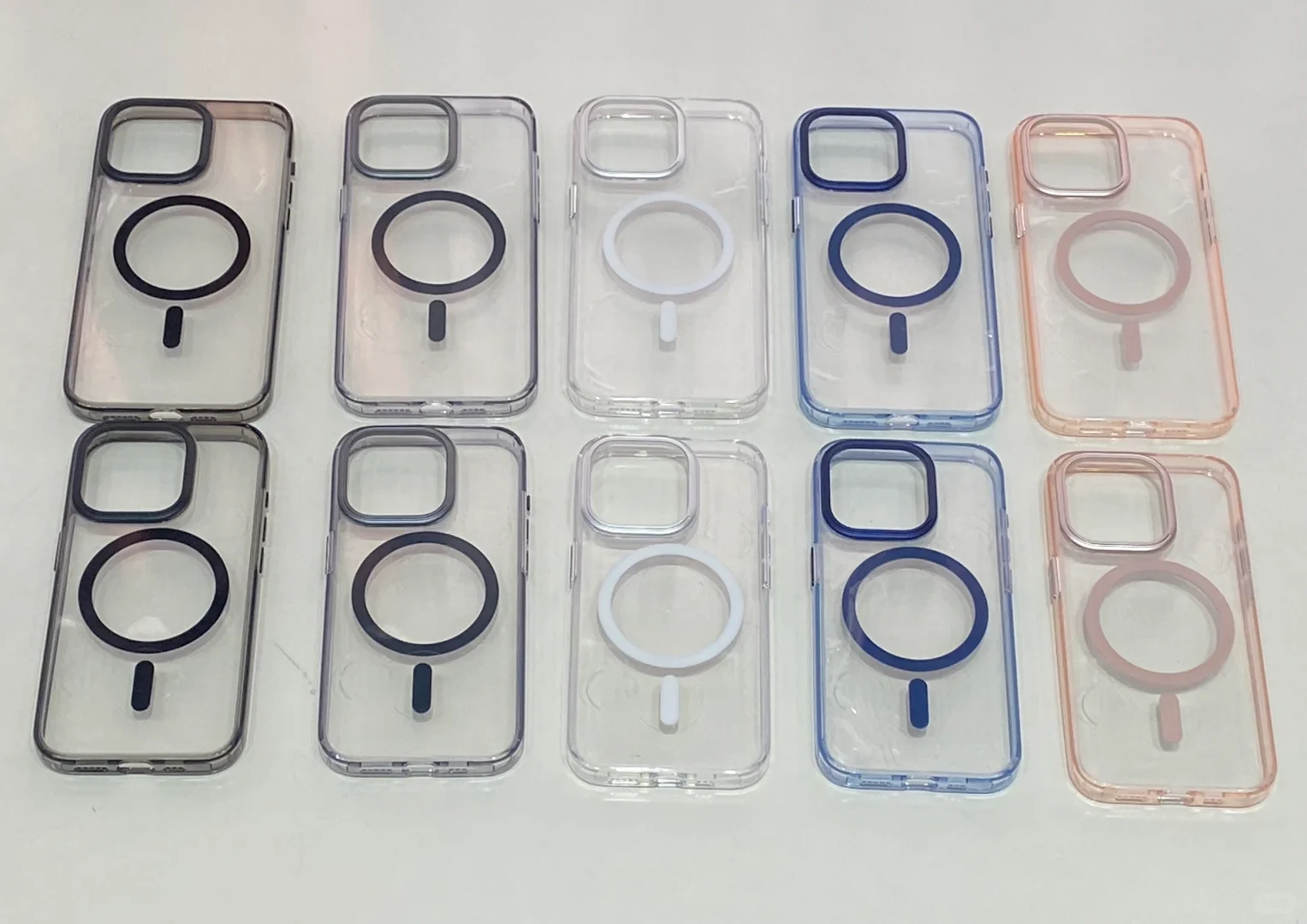 手机壳工厂流水线