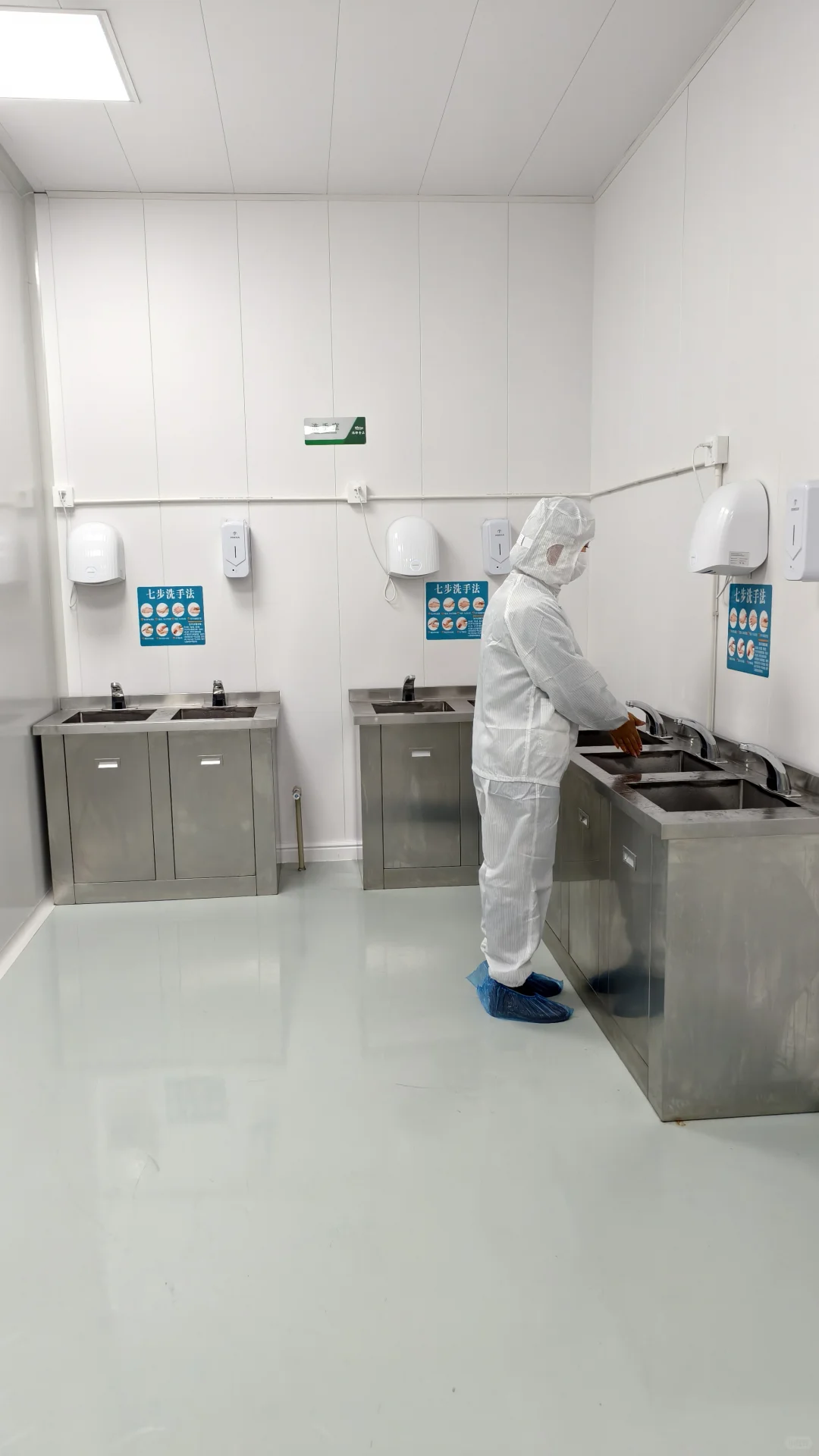 今天下车间，巧克力工厂忙碌的一天