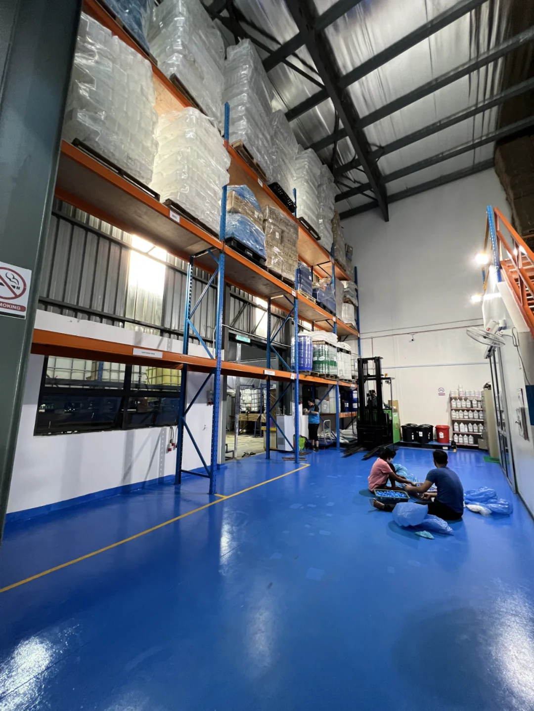 ?零距离观察洗护用品工厂生产日常