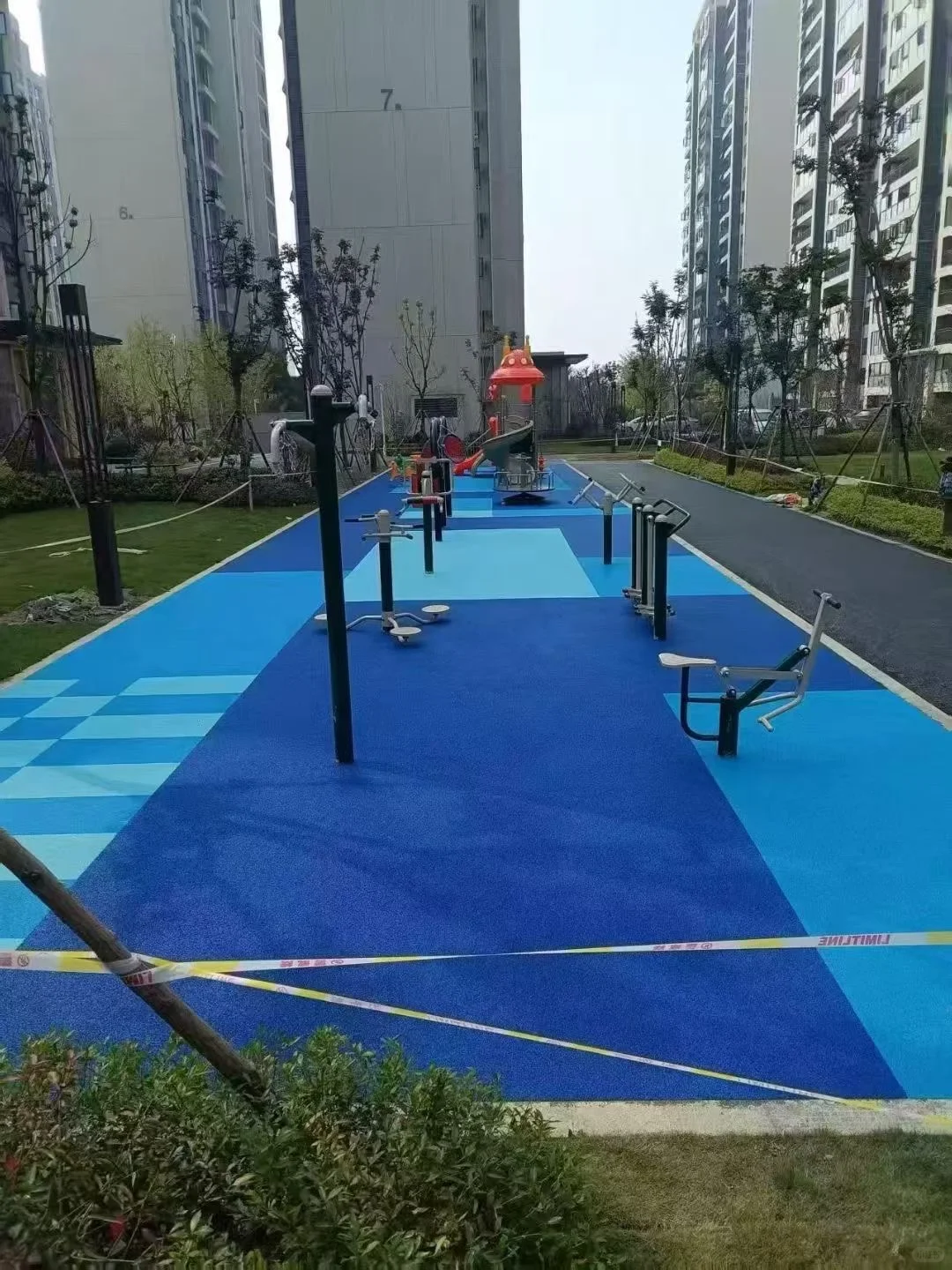 EPDM 耐老化、耐臭氧、耐高温、良好的电绝缘性