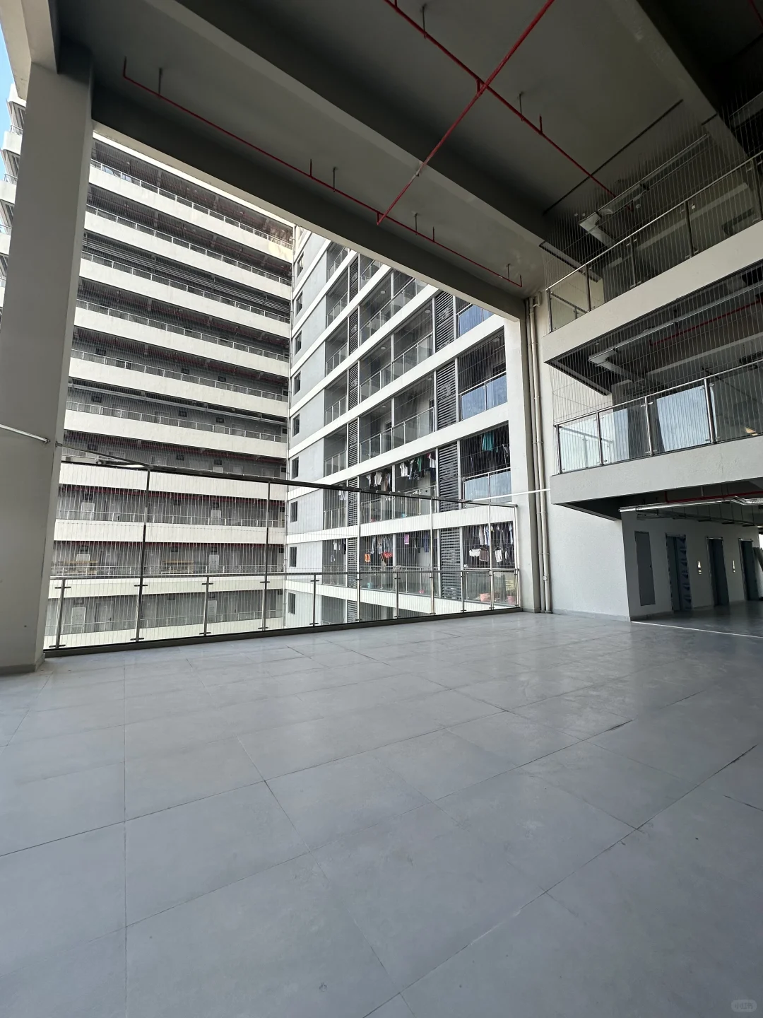 第一次进这么好的厂