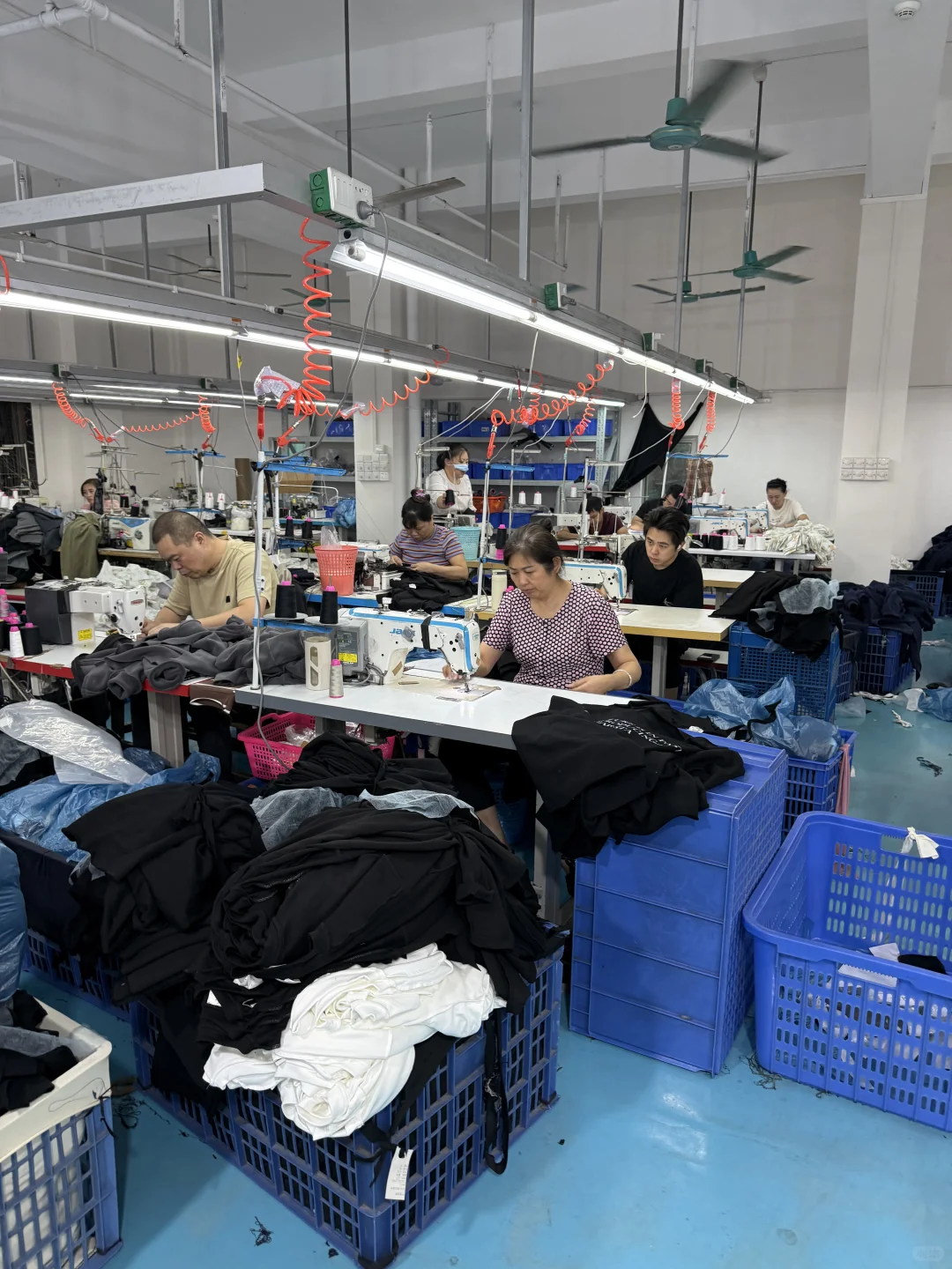 找服装加工厂一定要实地考察！