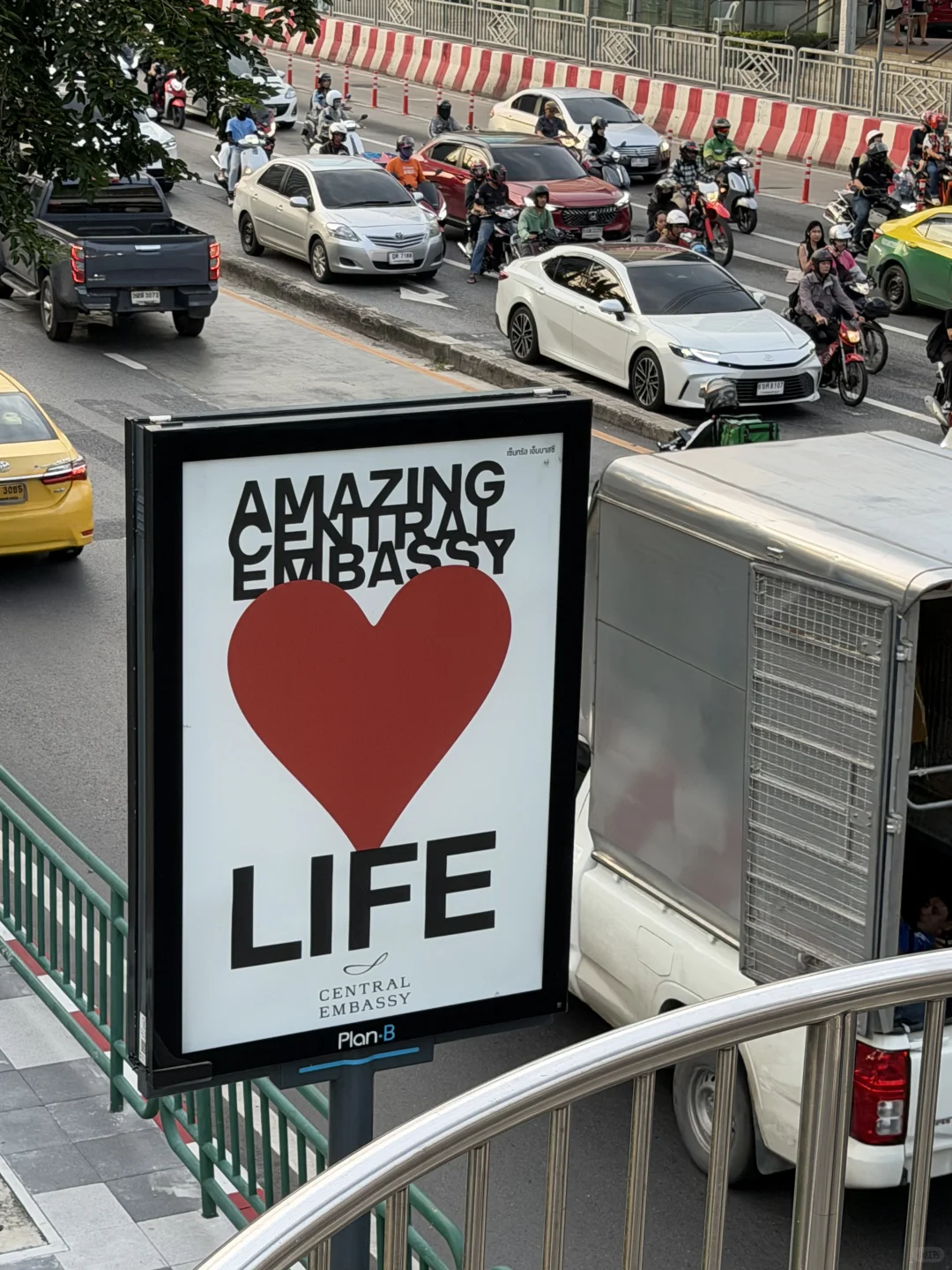 95后在泰国开一下TikTok公司是什么体验