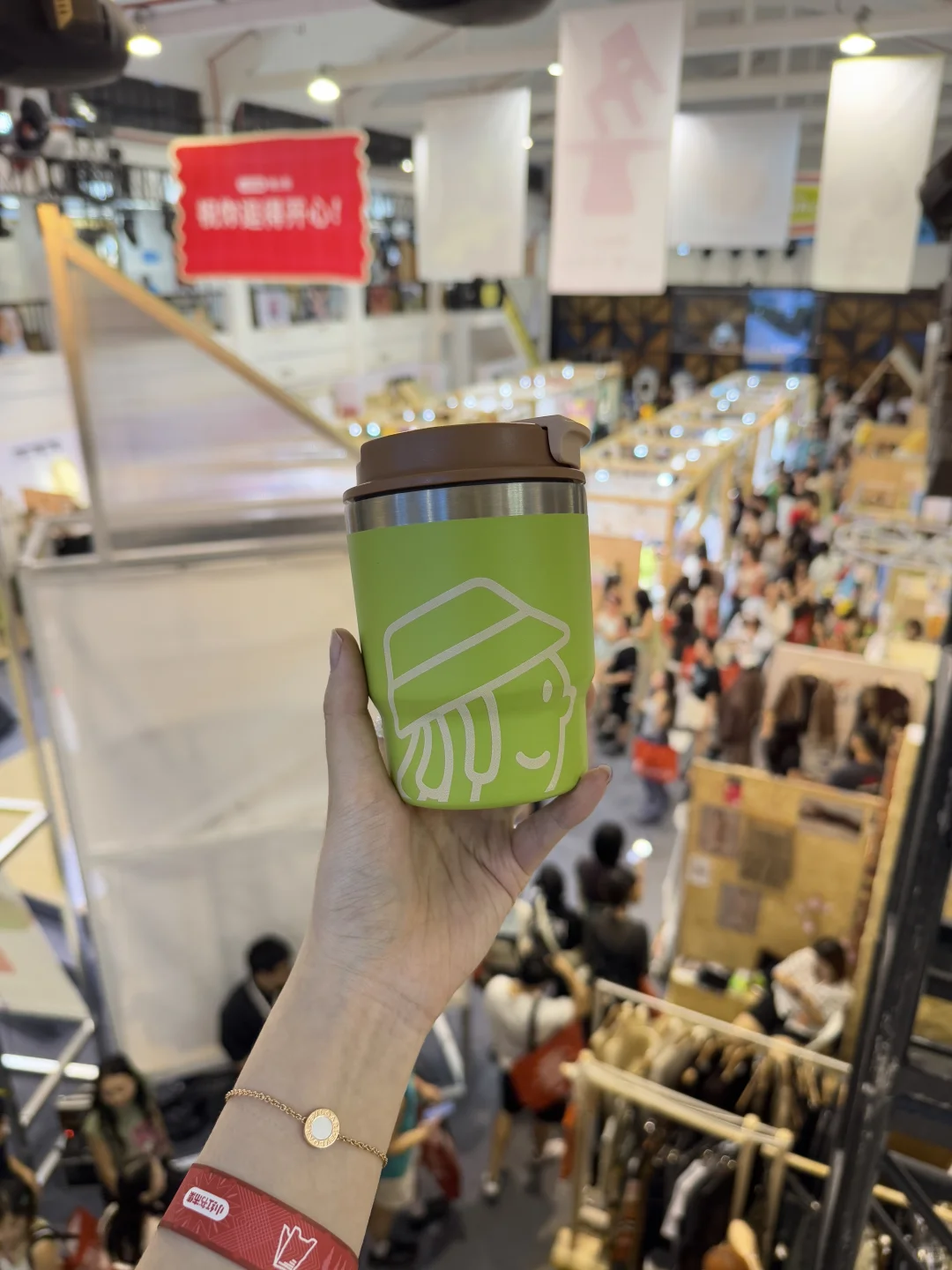 经济下行期逛小红书市集 发现的消费趋势
