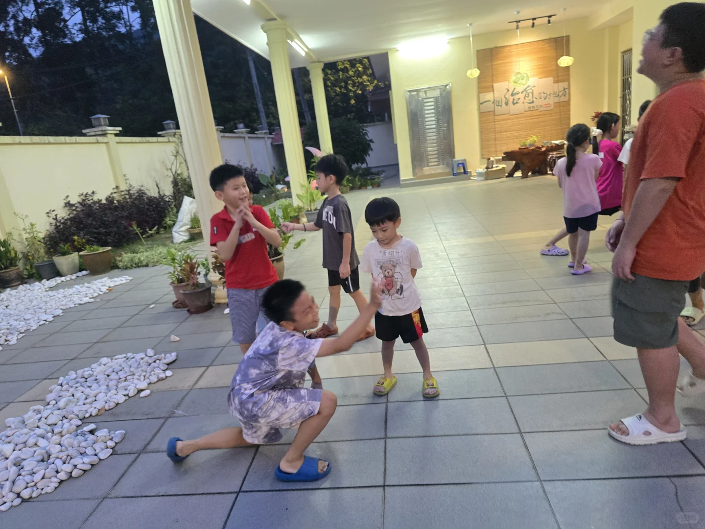 儿童训练营… 把心点亮…