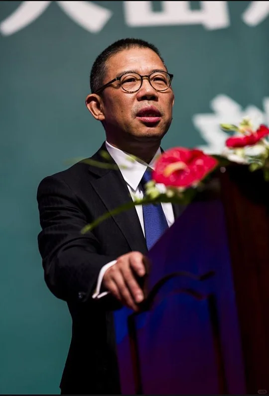 日赚5.2亿是什么概念?|?商业炼金术
