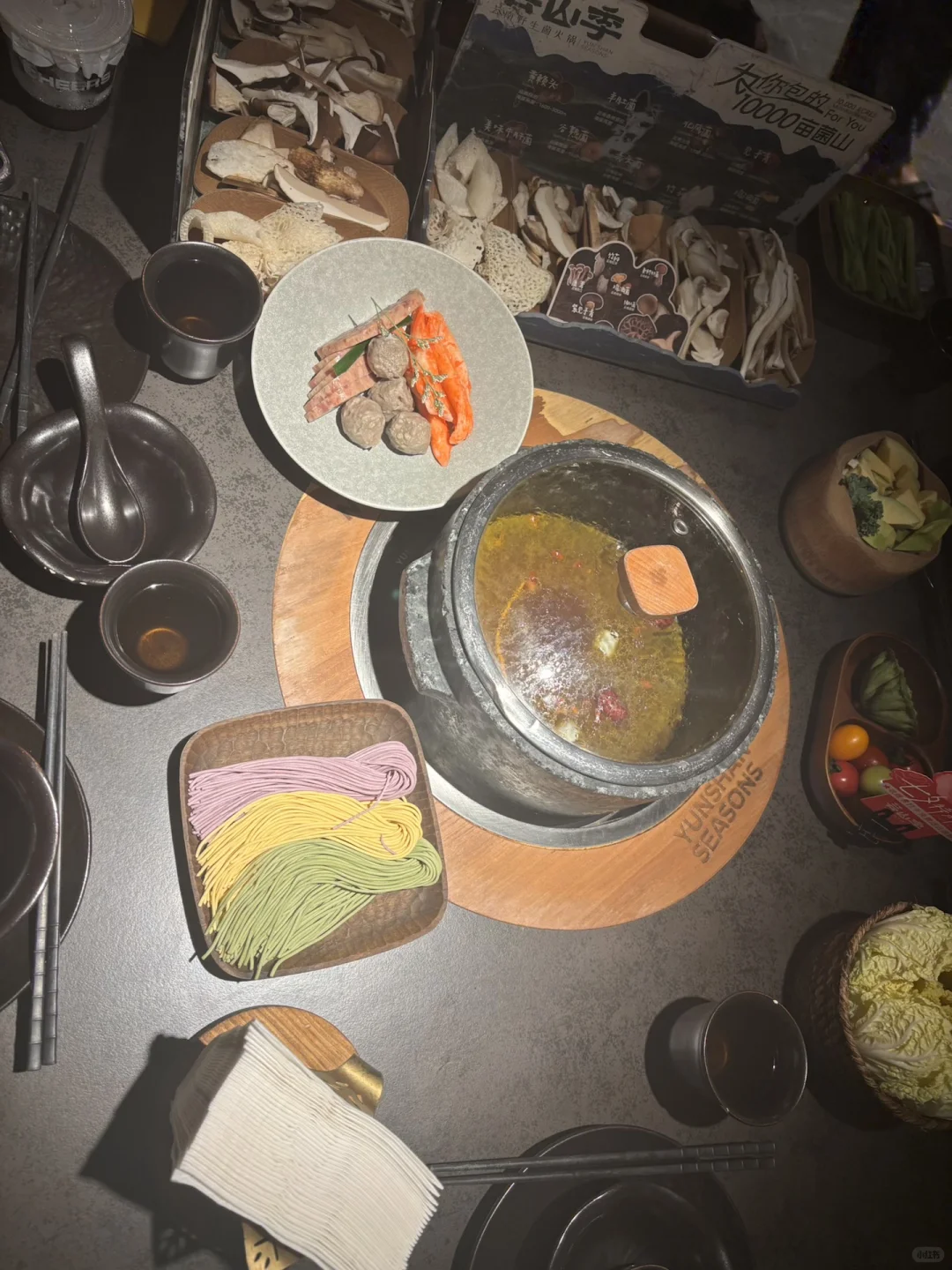 传统货架电商?，瘦死的骆驼比马大