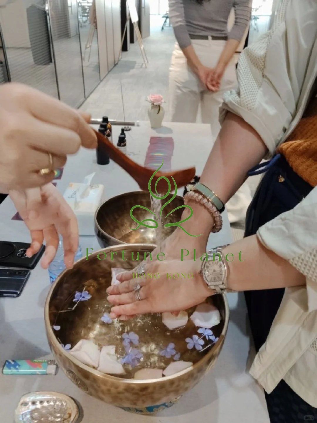 跨国广告头部企业太会了!战略会议+疗愈