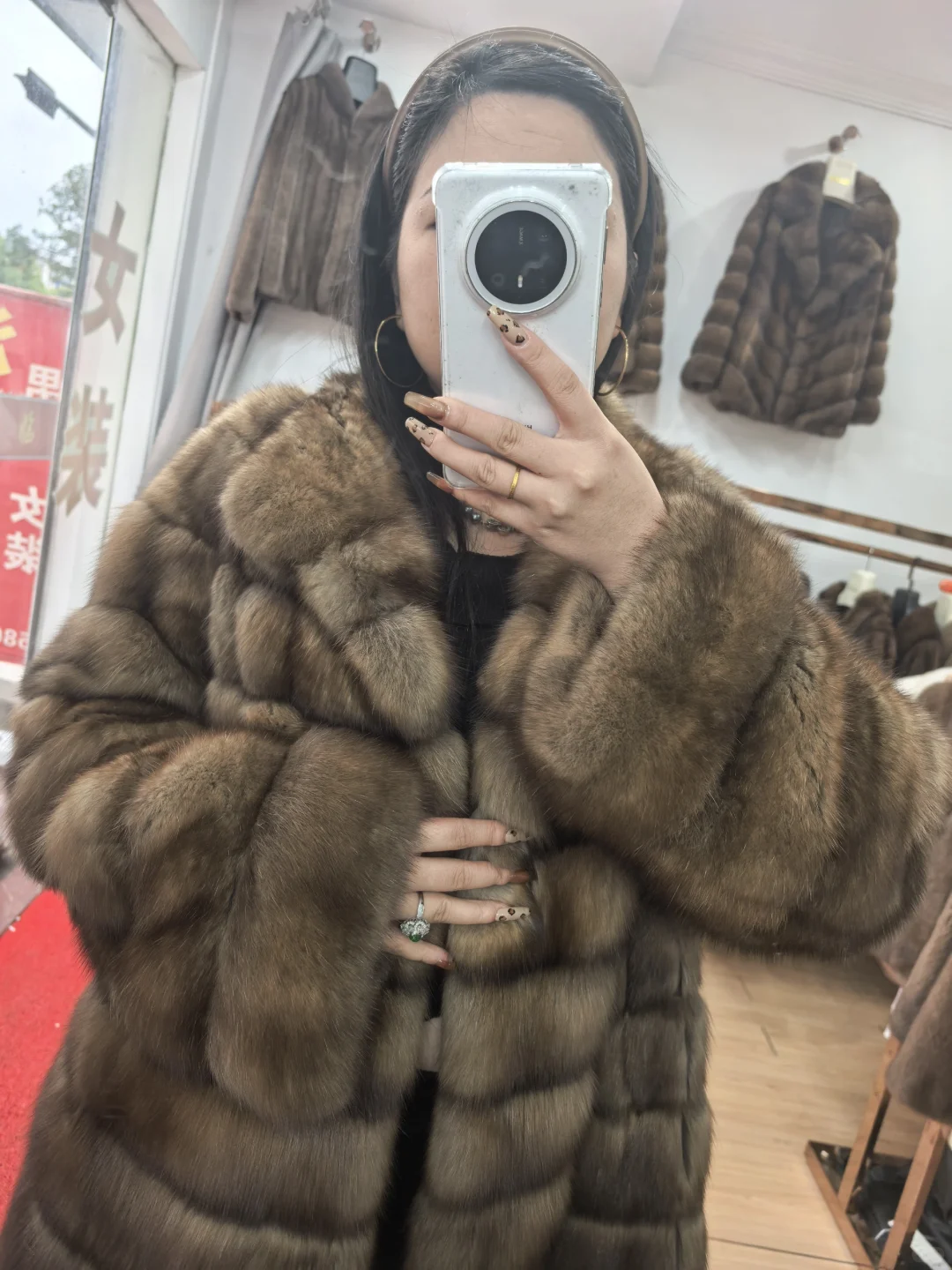 为啥今年都在卖貂???