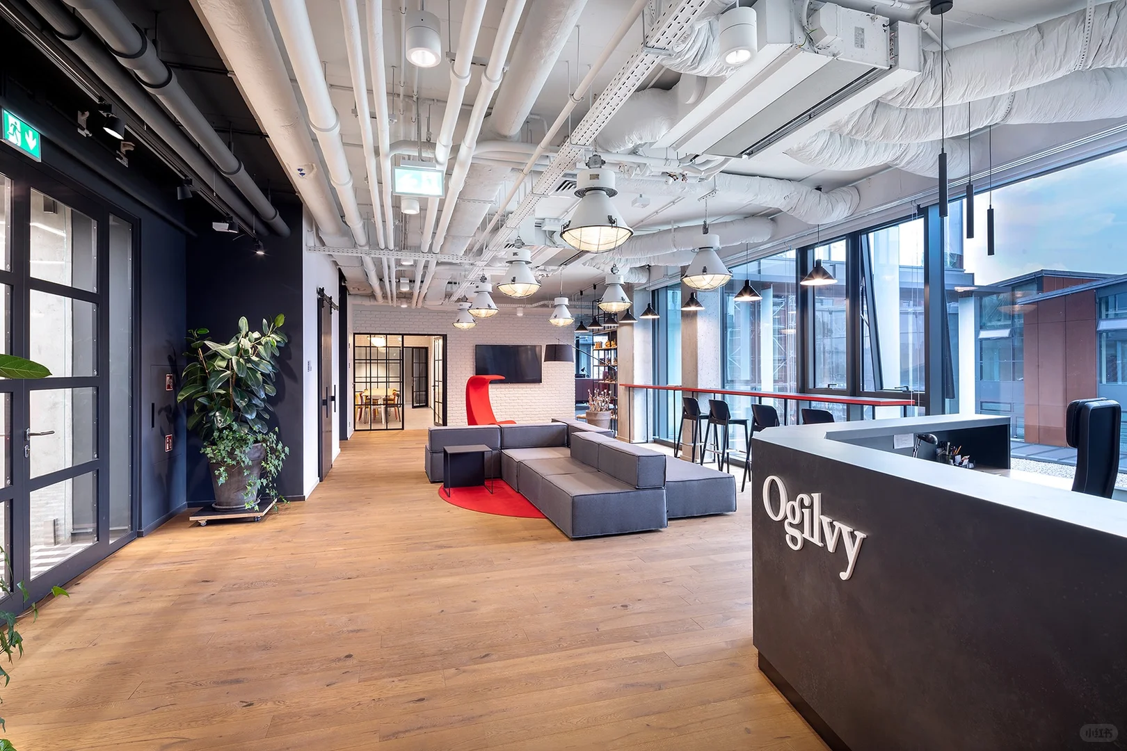 Ogilvy有人来吗??refer