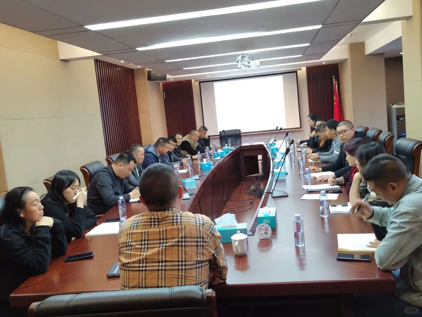 企业管理咨询,培训会议中,欢迎老板咨询!