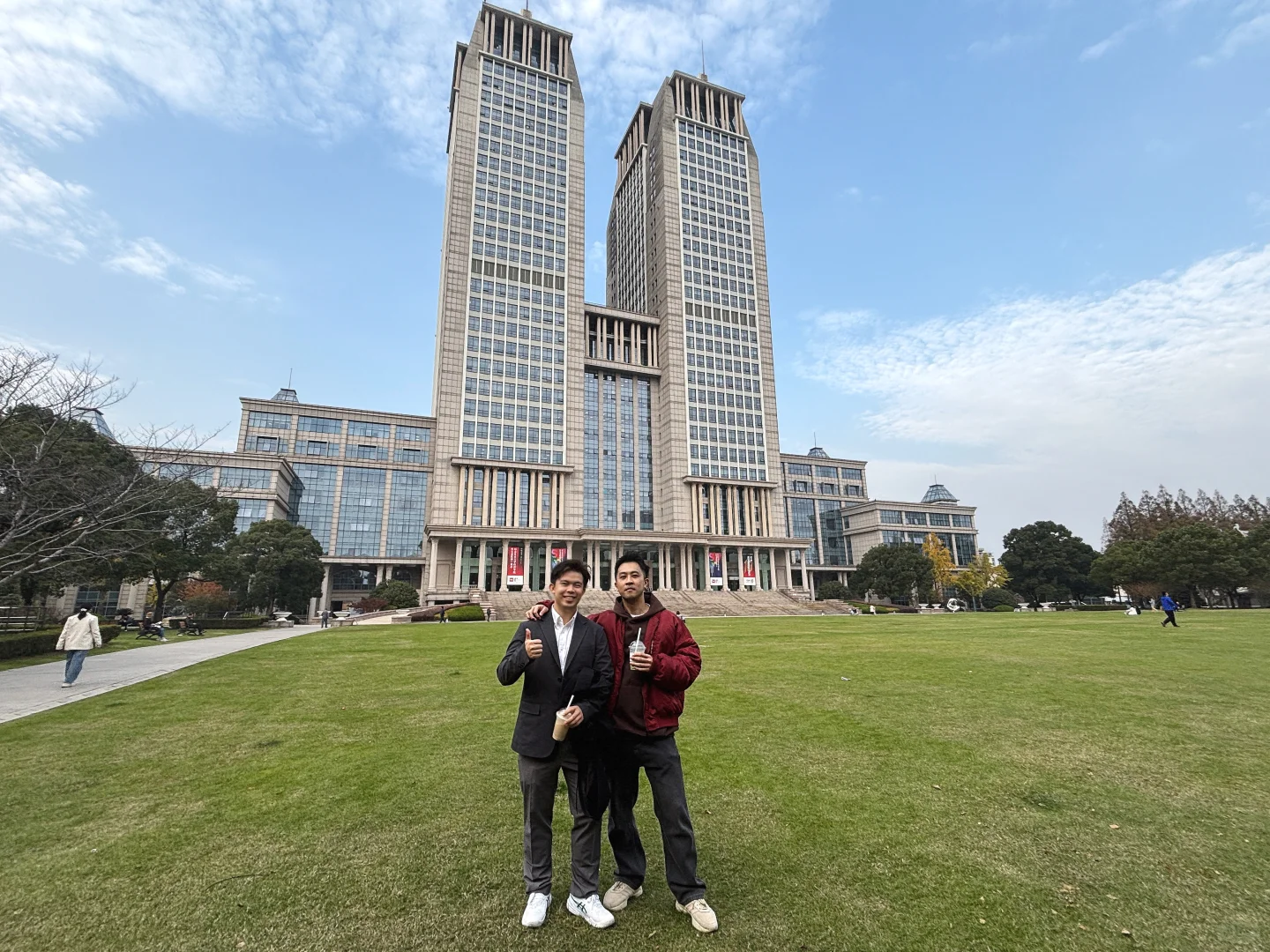 上财|??NTU经济学博士来沪打卡冬天了!