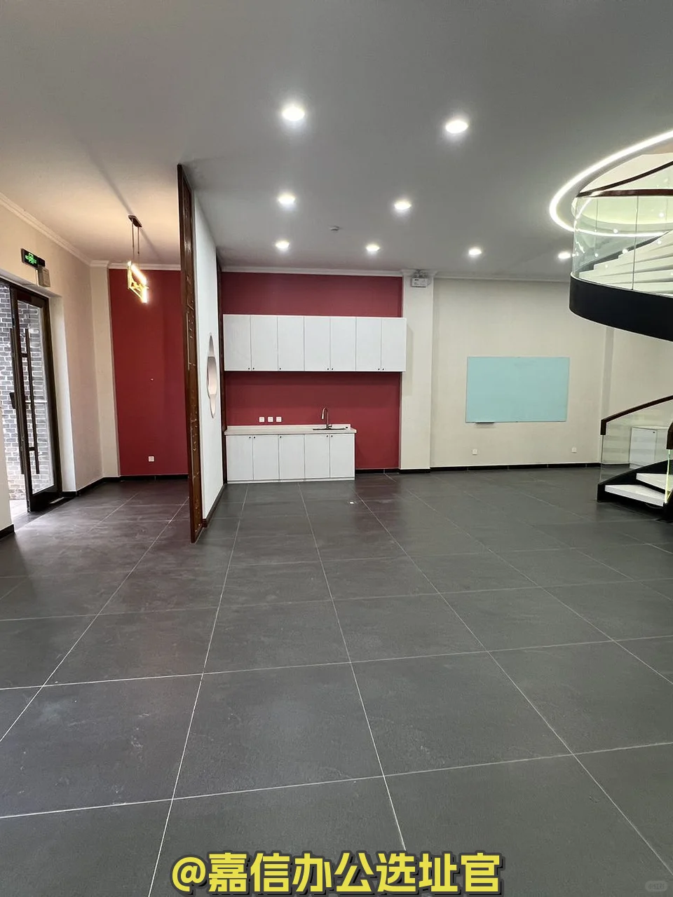 高碑店 红墅产业园 332平 南向带庭院