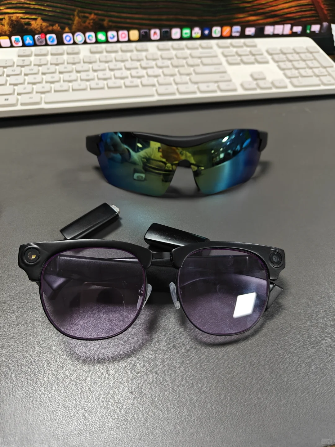 今年AI眼镜为什么突然爆发？行业真相讲透了