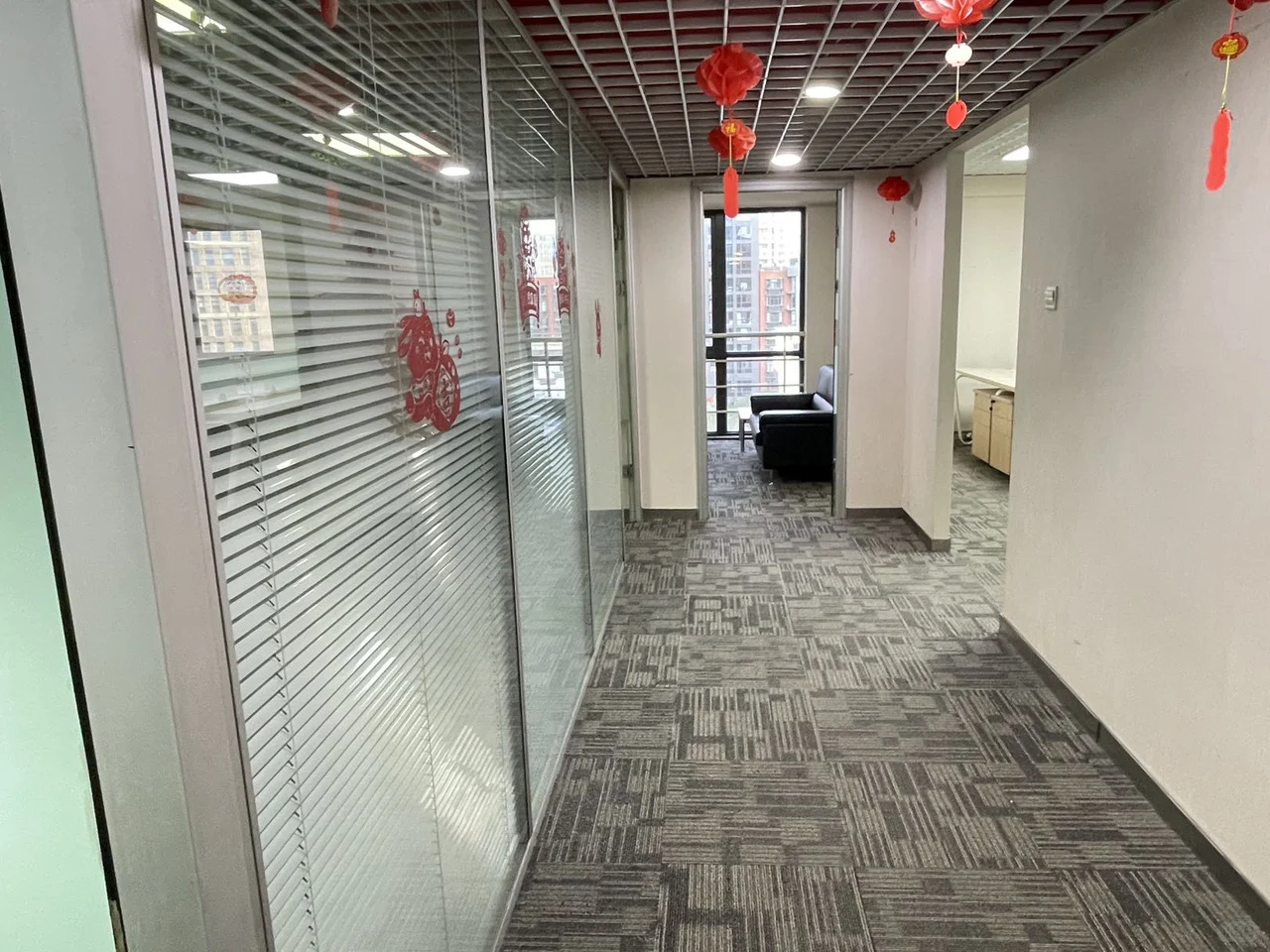 中关村西苏州街，租金低至一份快餐价
