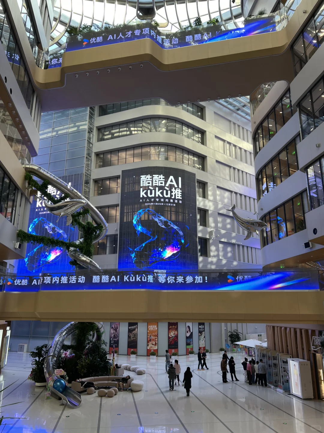 影视行业的旧时代结束了