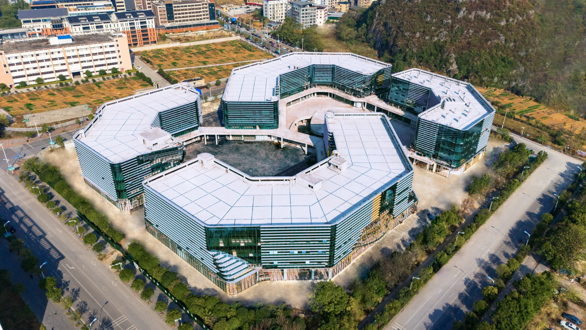 这个桂林的“隐形冠军”，实力硬核到离谱！