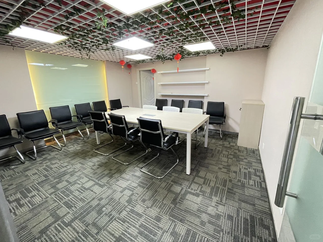 中关村西苏州街，租金低至一份快餐价