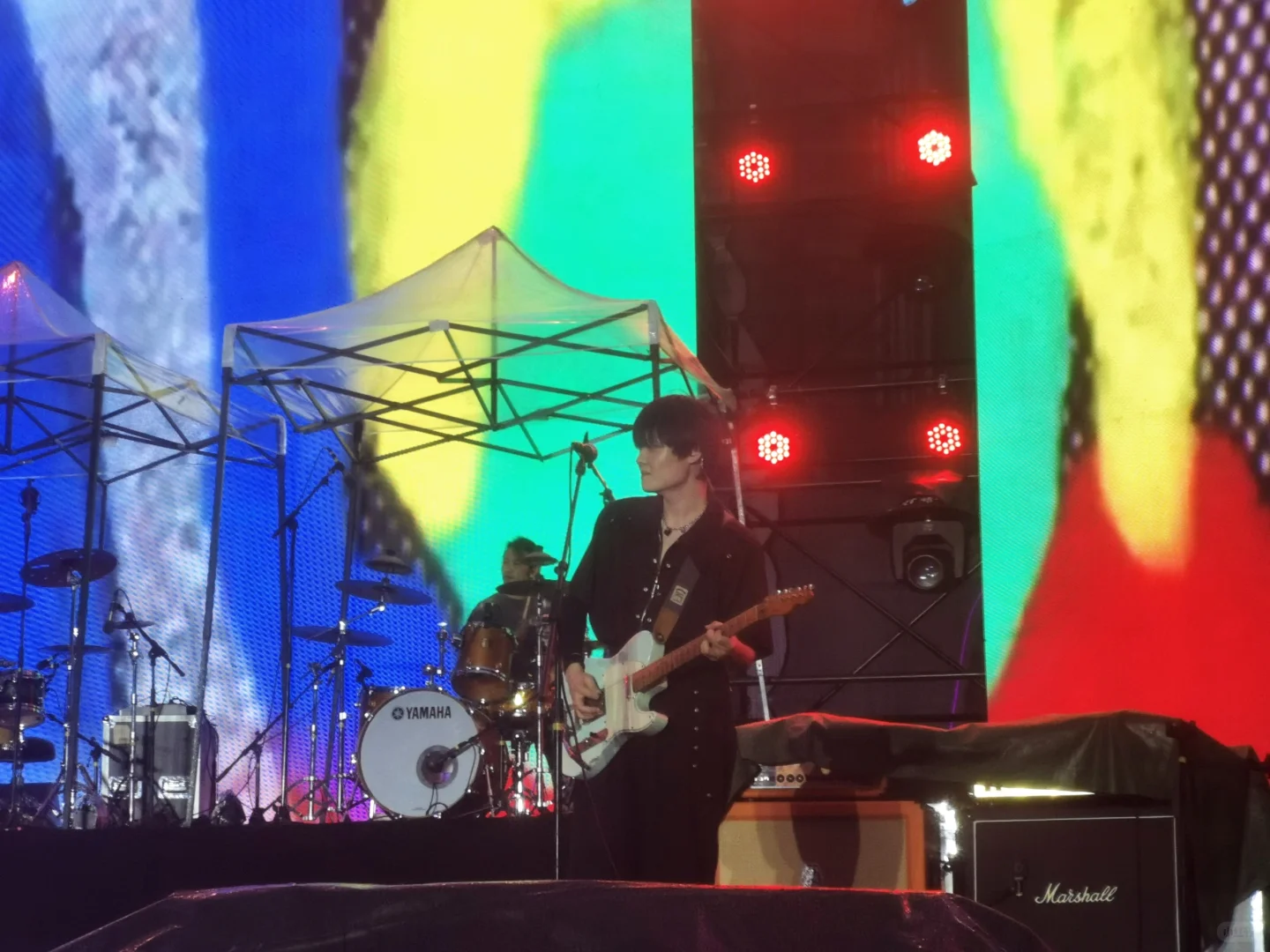 重庆京东mall音乐节！！白皮书乐队！！！