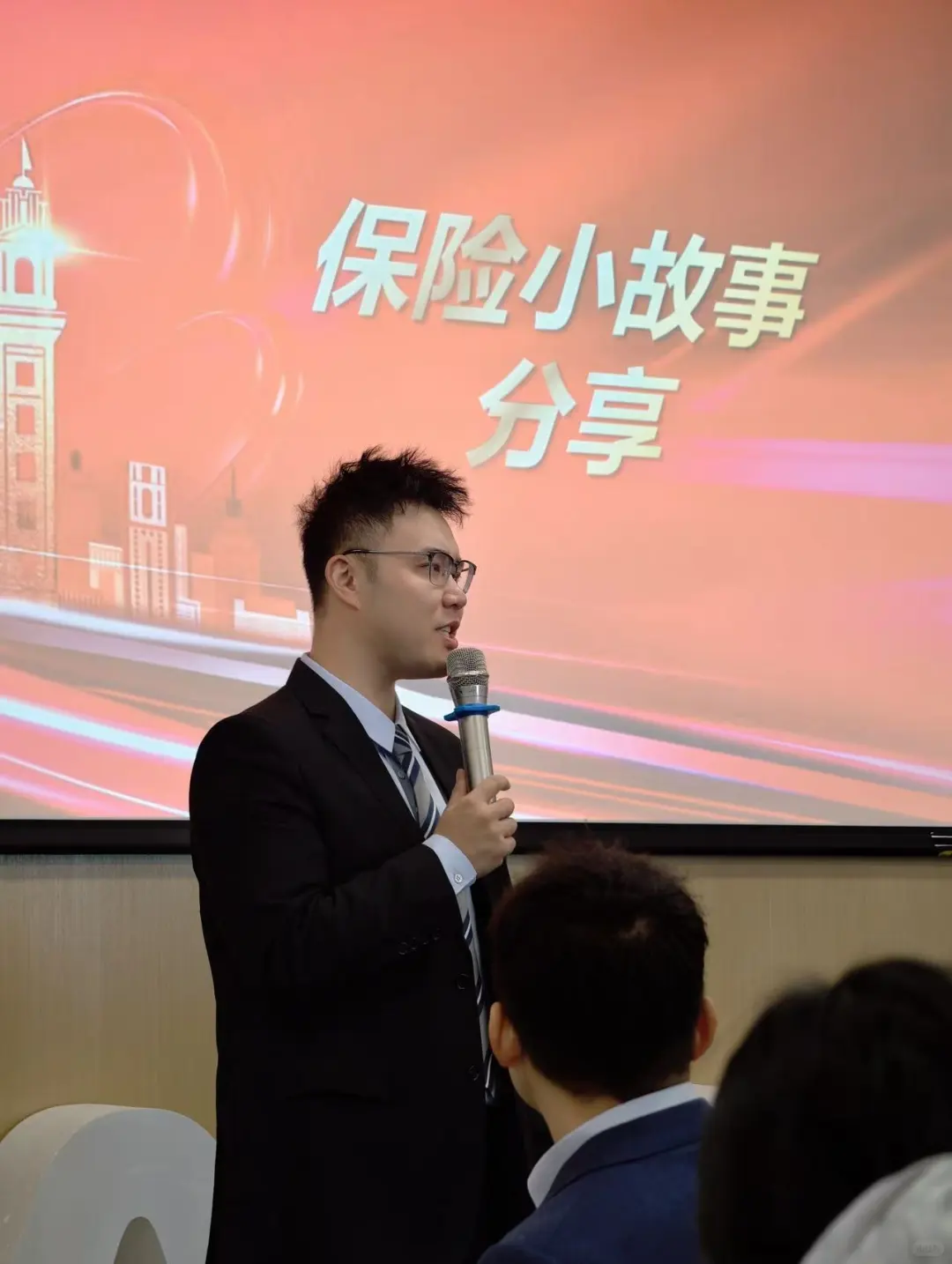 39岁|我从快消区域负责，转型做了保险顾问