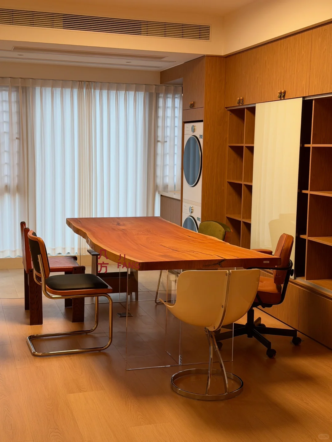 我发现中古风的客厅书桌很难像这样抄作业?