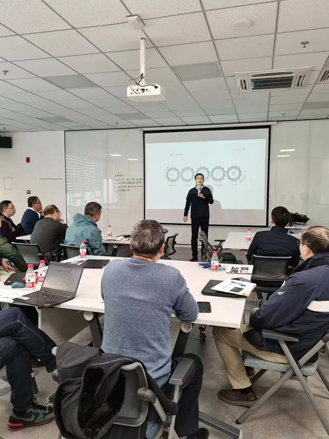 OKR 推动企业降本增效之降低周期性成本