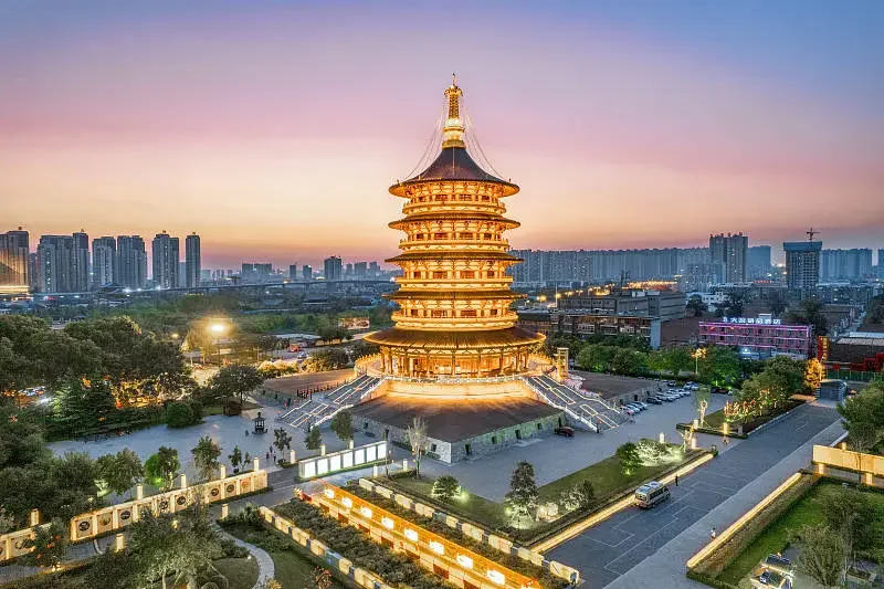 如何理解“旅游是新兴的战略性支柱产业”?