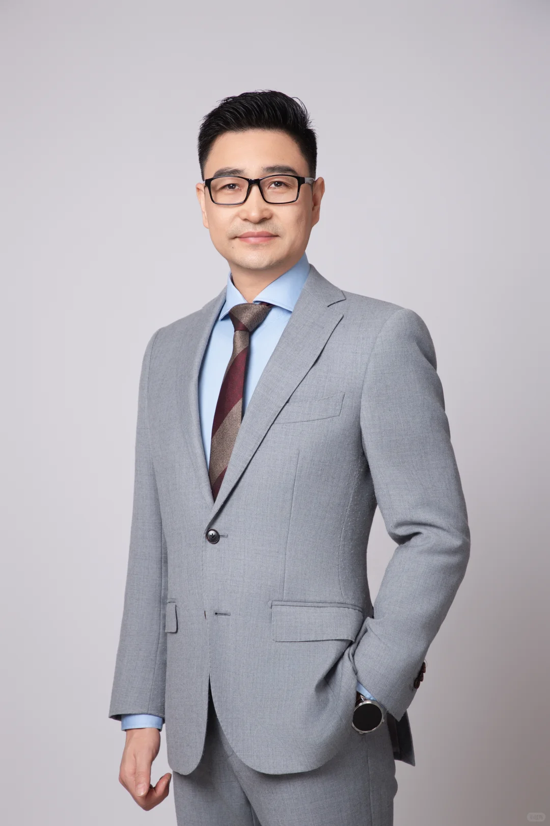 我是张天源,上海一名婚恋情感咨询师