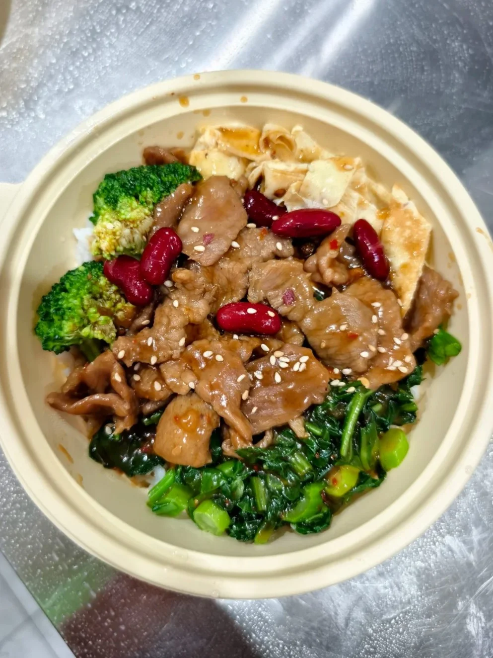 2025年餐饮低脂牛肉饭赛道爆发在即!