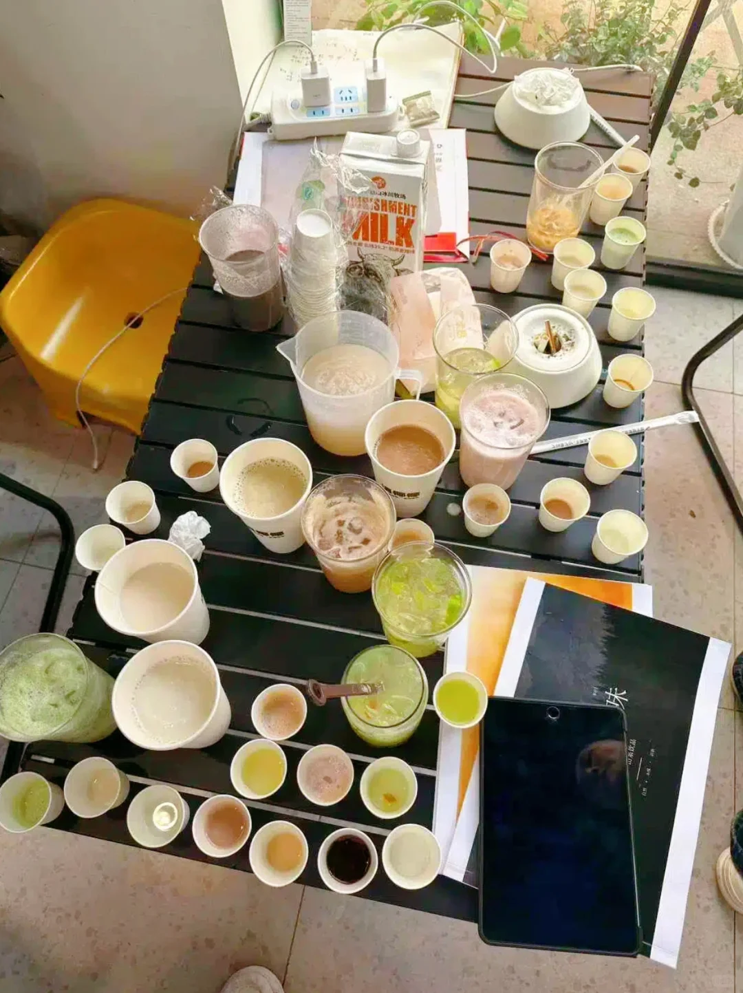 别再猜了!一篇看懂茶饮研发师的真实工作