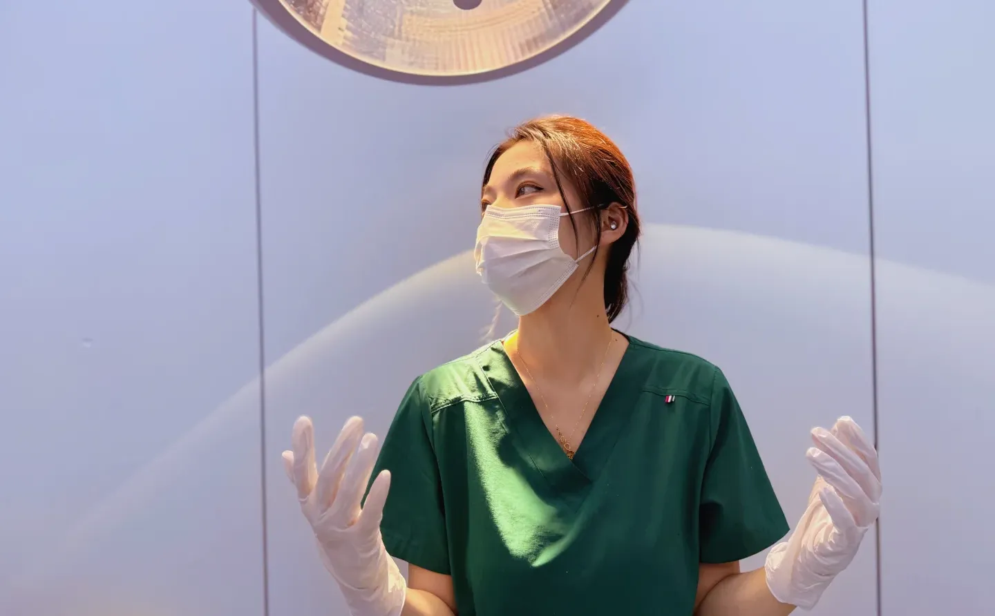 医美护士9500的工资是高还是低