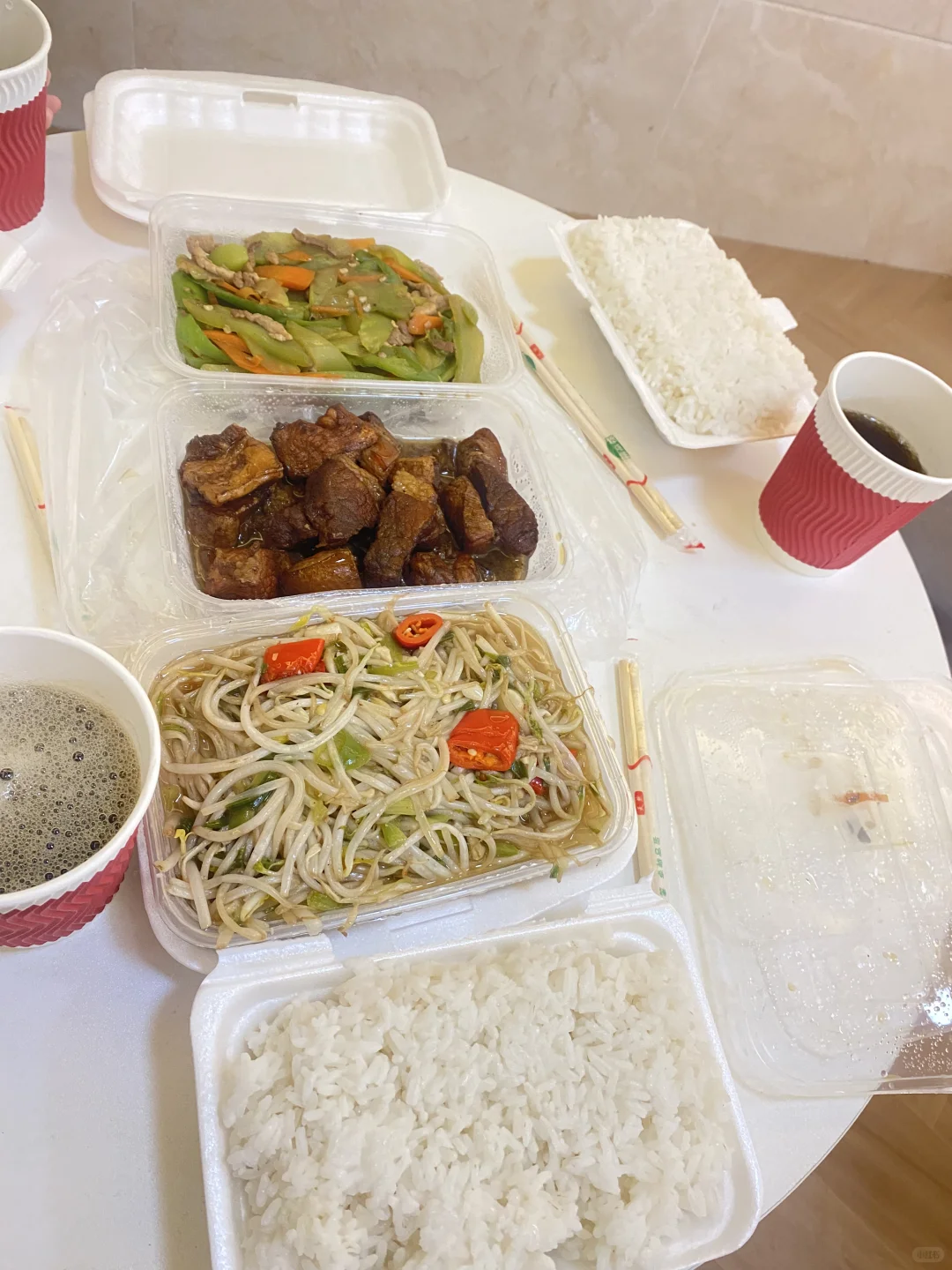 厦门招女宠物殡葬师供食宿月薪6000元