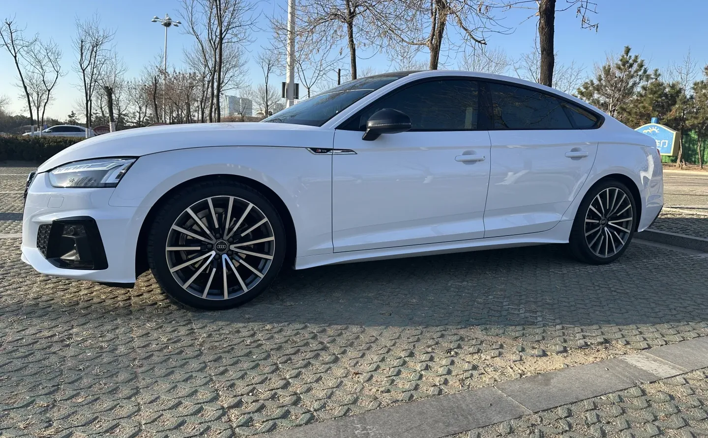 三十余载通行 与千万用户共赴美好同行