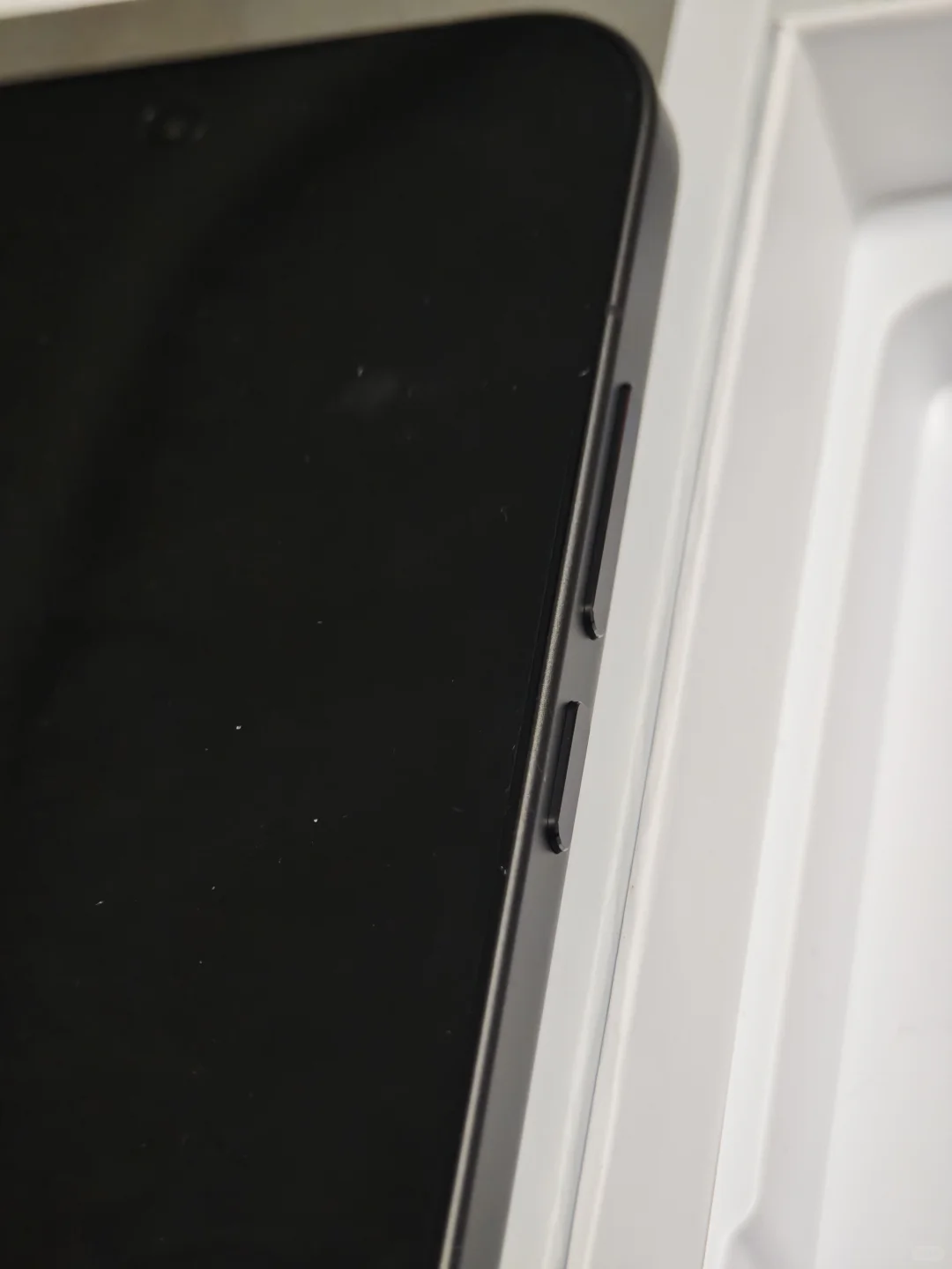 给父母买的手机质感比我的都好