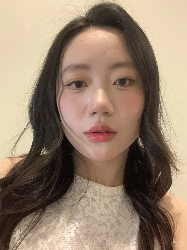 化妆师化的vs自己化的