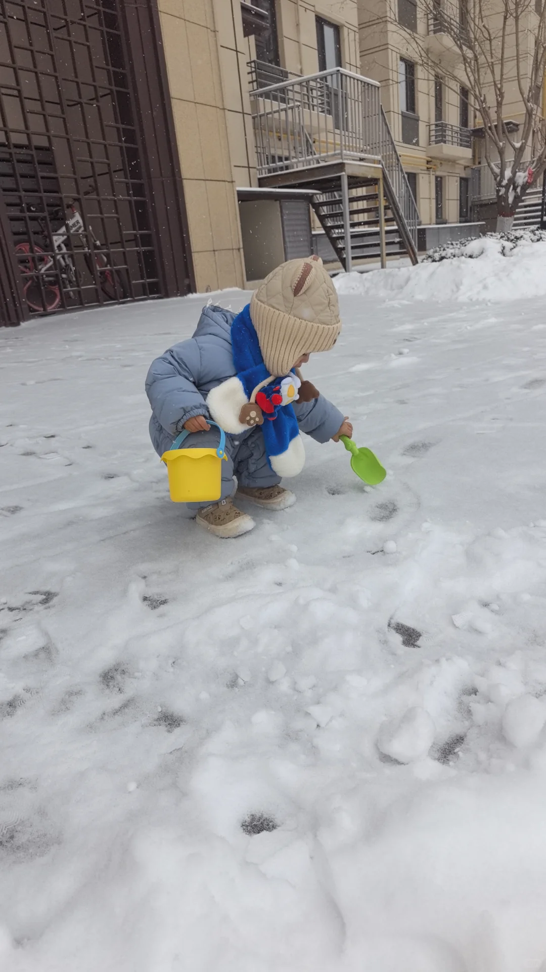 妈妈，雪是冰的！?