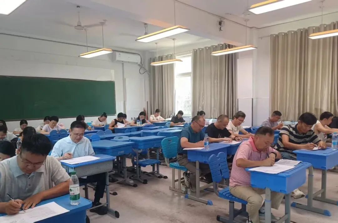【教师培训】 以考促研淬本领,深耕真题助成长——合肥市第三十中学2026年暑期校本培训(四)-第12张图片-四季读书网 【教师培训】 以考促研淬本领,深耕真题助成长——合肥市第三十中学2026年暑期校本培训(四)-第12张图片-四季读书网