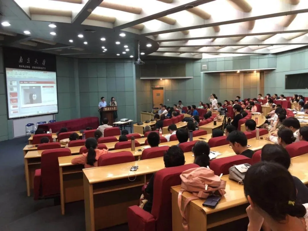 南师附中专刊:高一上10月月考真题合集-第3张图片-四季读书网