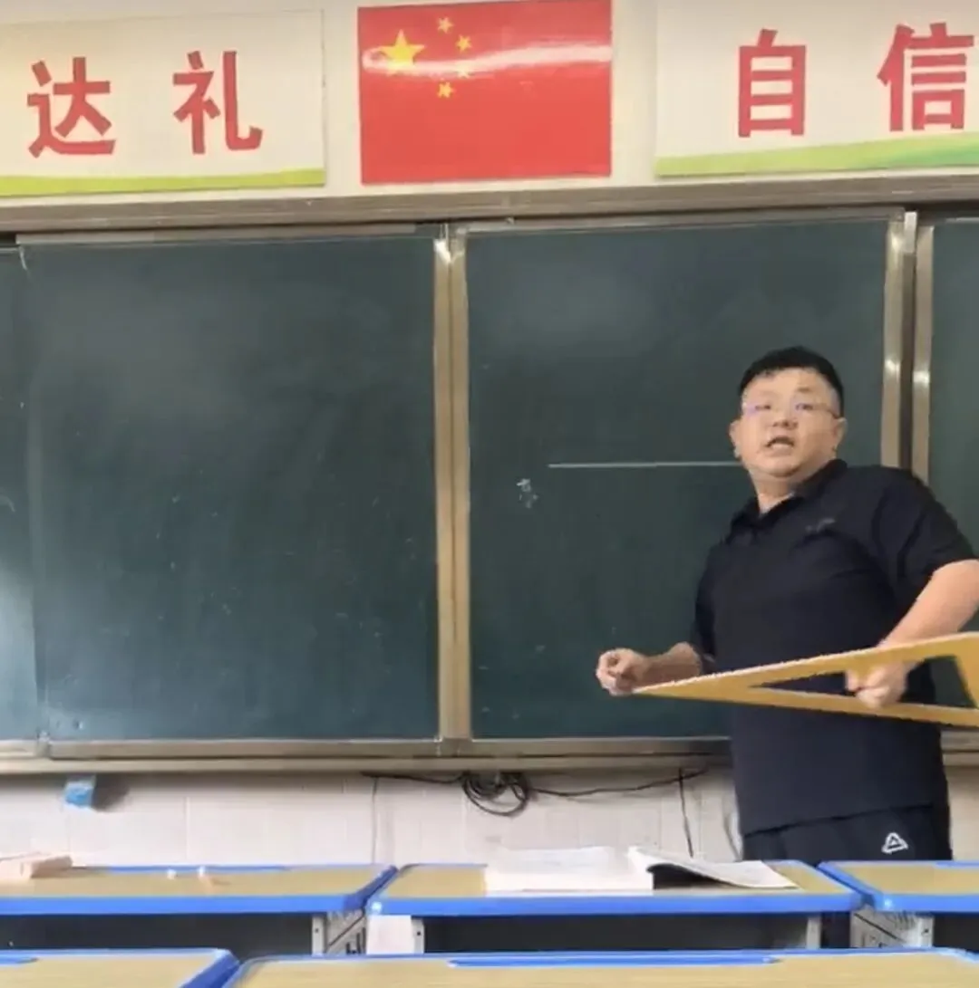深耕真题研思 精磨课堂匠心——晋梅中学青年教师专项培训圆满落幕-第61张图片-四季读书网 深耕真题研思 精磨课堂匠心——晋梅中学青年教师专项培训圆满落幕-第61张图片-四季读书网