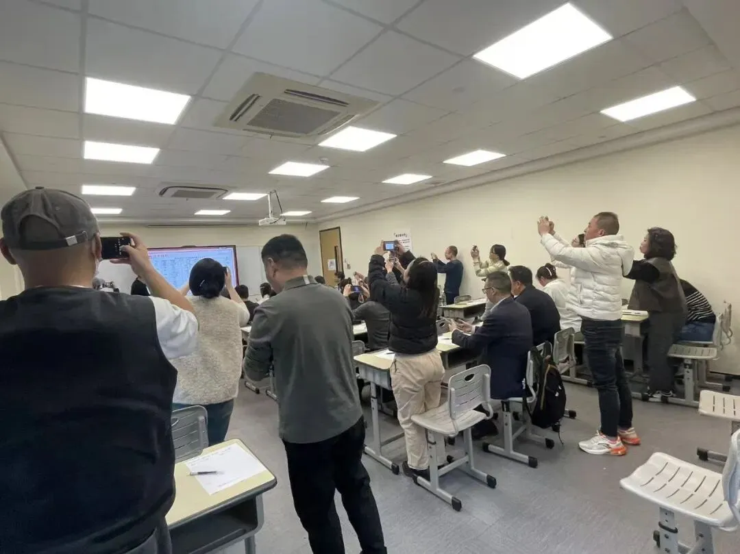 平方和公益讲座:中考志愿填报讲座现场直击——那些“重高线以上”才知道的升学密码-第3张图片-四季读书网