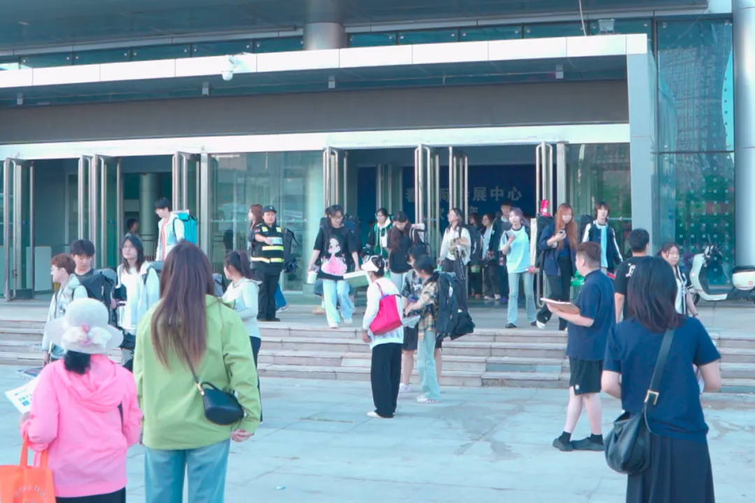 【砺剑模考·聚力冲刺】艺仁画室征战2026吉林省首次模拟联考,以实战淬炼锋芒-第28张图片-四季读书网