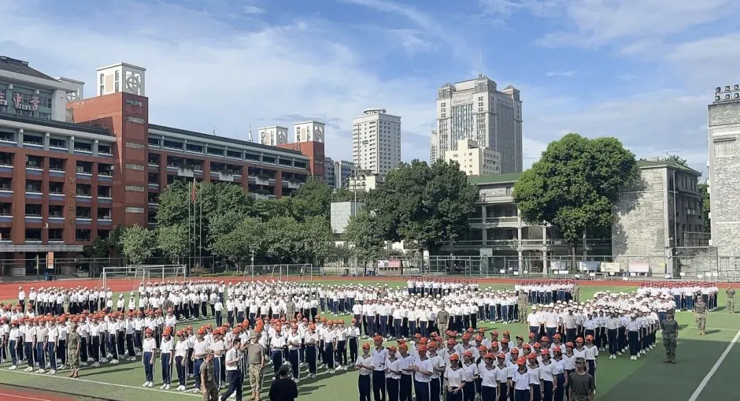 跑进初三 迎向中考 ——广州市真光学校2027届艺芸社初三综合实践活动纪实-第31张图片-四季读书网