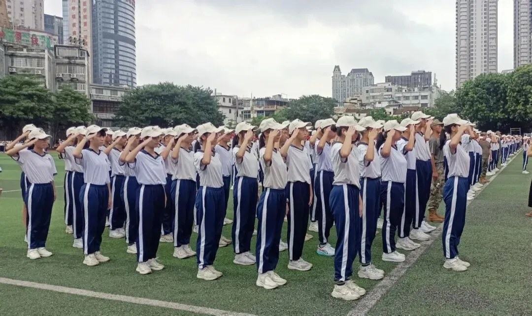 跑进初三 迎向中考 ——广州市真光学校2027届艺芸社初三综合实践活动纪实-第33张图片-四季读书网