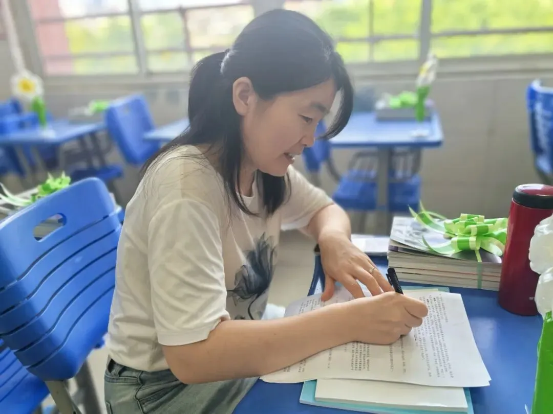 深耕真题研中考,精研小班提质效 ——西苑中学开展八九年级教师说题大赛教研活动-第25张图片-四季读书网 深耕真题研中考,精研小班提质效 ——西苑中学开展八九年级教师说题大赛教研活动-第25张图片-四季读书网
